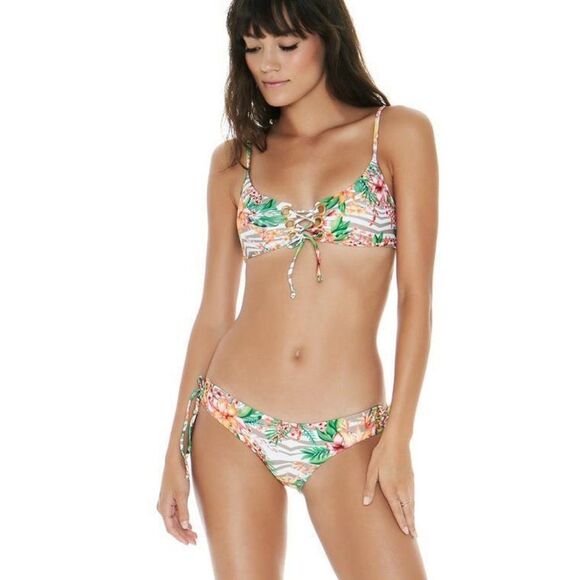 L*Space Swim JOAQUIN Lace-Up  Bikini Top - Picture 2 of 11
